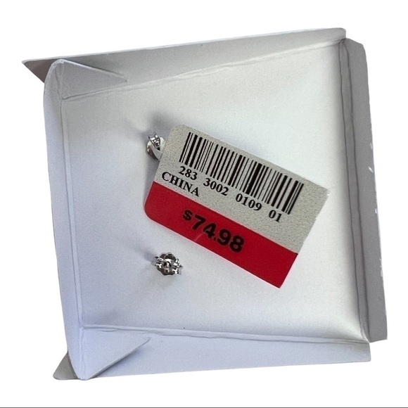 NWT Women’s Earrings Lab Created White Sapphire Sterling Silver Measures 1/4” - Picture 4 of 6